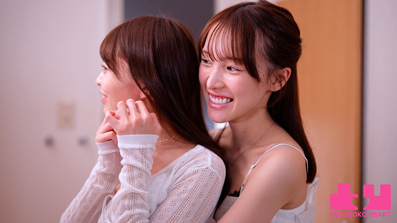 お互いに彼氏持ちだけど女の子相手なら浮気にならないよね?友達同士だったけどキスで一気に距離が縮まって一夜限りのレズビアンになる瞬間 瀬戸ひなこ 白石もも 画像15