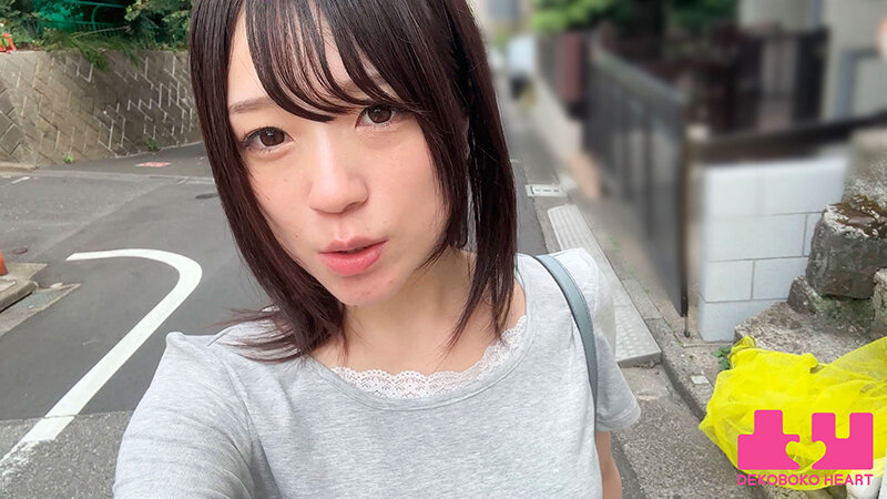 失恋傷心中ねぎらい1泊2日の温泉旅行で友達から初めてのレズビアンに目覚めた2人 南梨央奈 乃木蛍 画像3