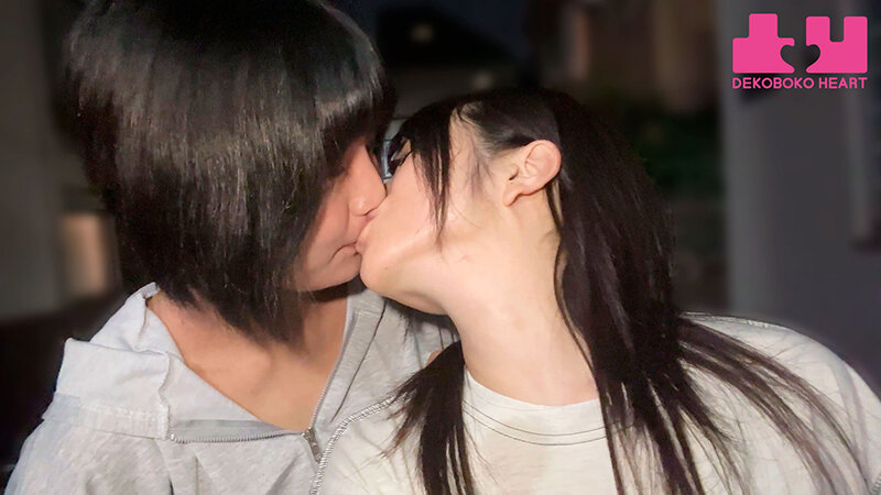 失恋傷心中ねぎらい1泊2日の温泉旅行で友達から初めてのレズビアンに目覚めた2人 南梨央奈 乃木蛍 画像8