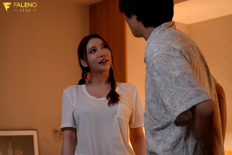 真夏のフェス帰りゲリラ豪雨で濡れ透けた巨乳に理性飛び車揺れる濃厚カーセックス 八蜜凛 画像8