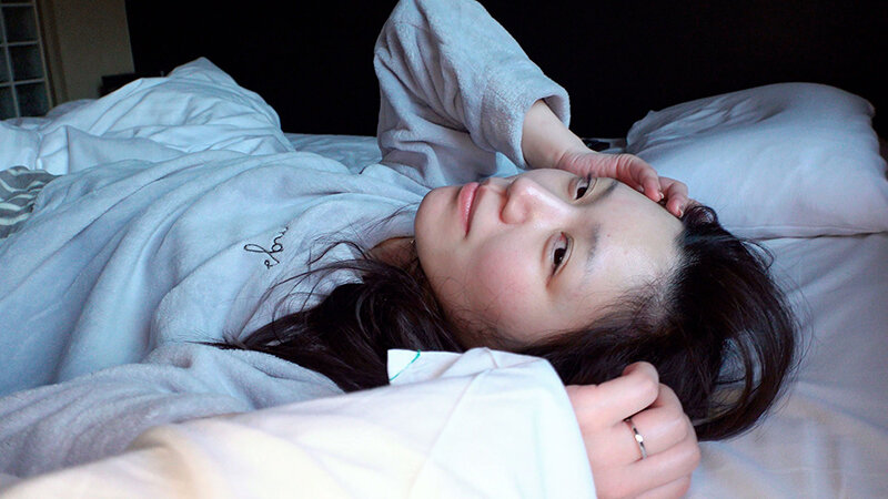 会社の飲み会で酔いつぶれた同じ部署の戸川なみさんをラブホで休ませたら酔った勢いで襲われて少し寝たら正気に戻ったけどSEXの気持ち良さが忘れられず翌朝まで何度も精飲と中出しをした 画像16