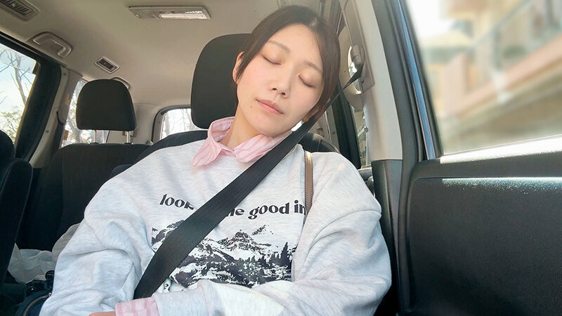 会社の飲み会で酔いつぶれた同じ部署の戸川なみさんをラブホで休ませたら酔った勢いで襲われて少し寝たら正気に戻ったけどSEXの気持ち良さが忘れられず翌朝まで何度も精飲と中出しをした 画像20