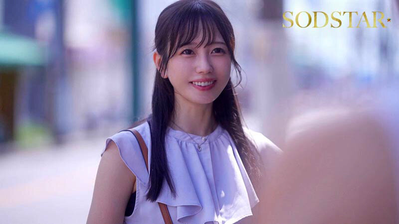 OLやめて実家の銭湯を継いだら昔はひ弱なもやしっ子だった幼なじみと18年ぶりに再会 膣形フィットマラして互いに欲情がとまらず仕事のスキマ時間に汗だくSEX 小湊よつ葉 画像4