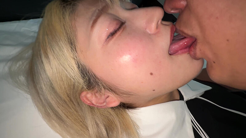 【個人撮影】安堂はるの ムラムラ限界!押し倒し鼻舐め&キス 画像15