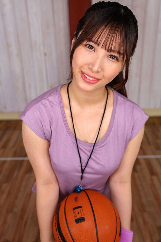 【VR】ここは部室という名の監禁部屋 指導したお礼としてガニ股マ●コで若者を堪能する変態顧問 画像4