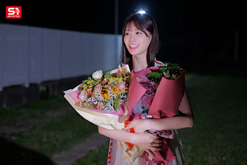 未歩なな引退作 ガチファン感謝祭「私と勝負して勝ったらヤらせてあ・げ・る」引退だから本気でファンと向き合った泥と涙と体液まみれのSEX運動会 画像11