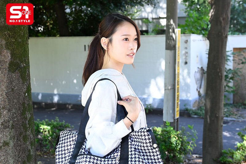 強靭な射精依存の暴走チ●ポ達を手厚く受け入れ身体を張った全力健診サポートでトロけるような快感射精へ誘う現役看護師 桜みお 画像2