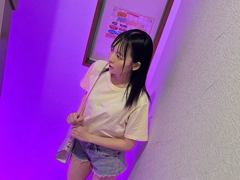 【VR】これぞ8K!顔面特化アングルVR ~射精特化!彼女がこっそりピンサロ体験入店!興奮したボクはもう精子が止まらない連続射精フェラチオでイカされまくり…~ 西元めいさ 画像5