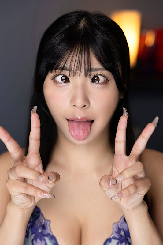 【VR】塩対応だったので、こっそりナマハメして’アヘ顔’でイカせまくった件 似鳥日菜 画像2