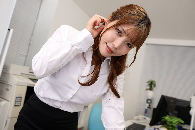 【VR】アヘ顔の天才!! あかり ~ボクに厳しい元ヤンキーのシゴデキ先輩あかりは、実はSEXするとアヘ顔でイキまくる変態OLだった件~ 新村あかり 画像8